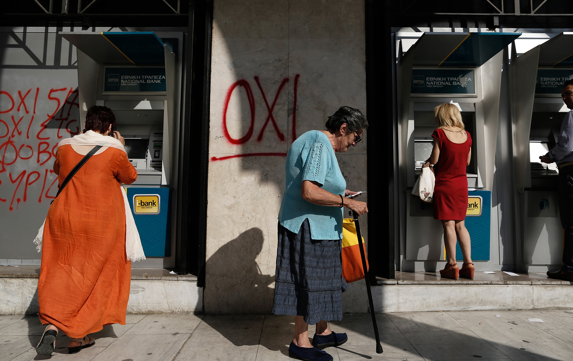 Как украинцам получить пенсию за границей: инструкция